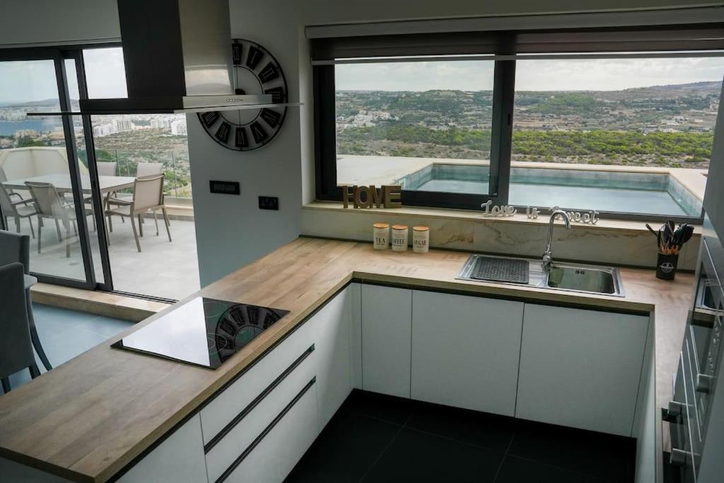 Lux Sea&Country Views With Pool Appartement Mellieħa Buitenkant foto